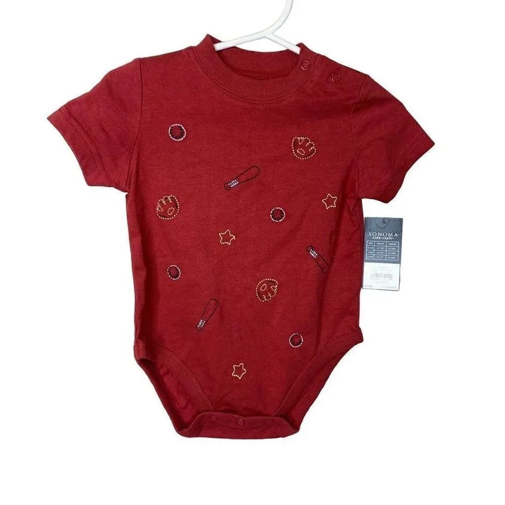 New Sonoma sports bodysuit 0-3 months short sleeve (J1)